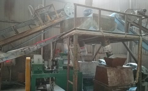 挤压造粒生产线 挤压造粒生产线