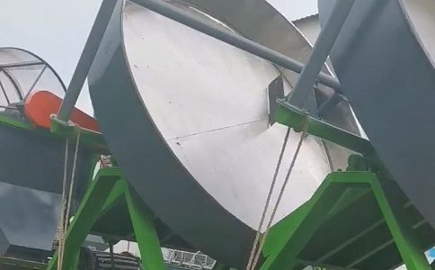 香蕉视频成人电影圆盘造粒机 香蕉视频成人电影圆盘造粒机